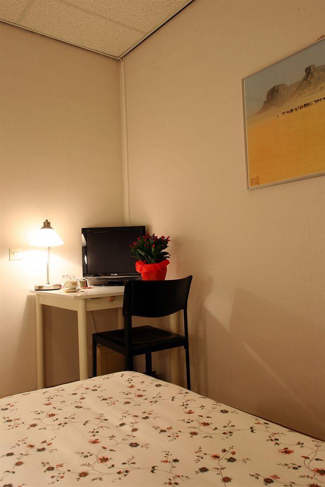 Apostrophe B&B Amsterdam Dış mekan fotoğraf